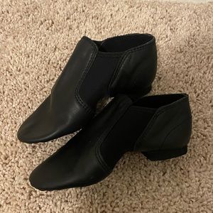 Kids Dance Class black jazz shoes. Size 12